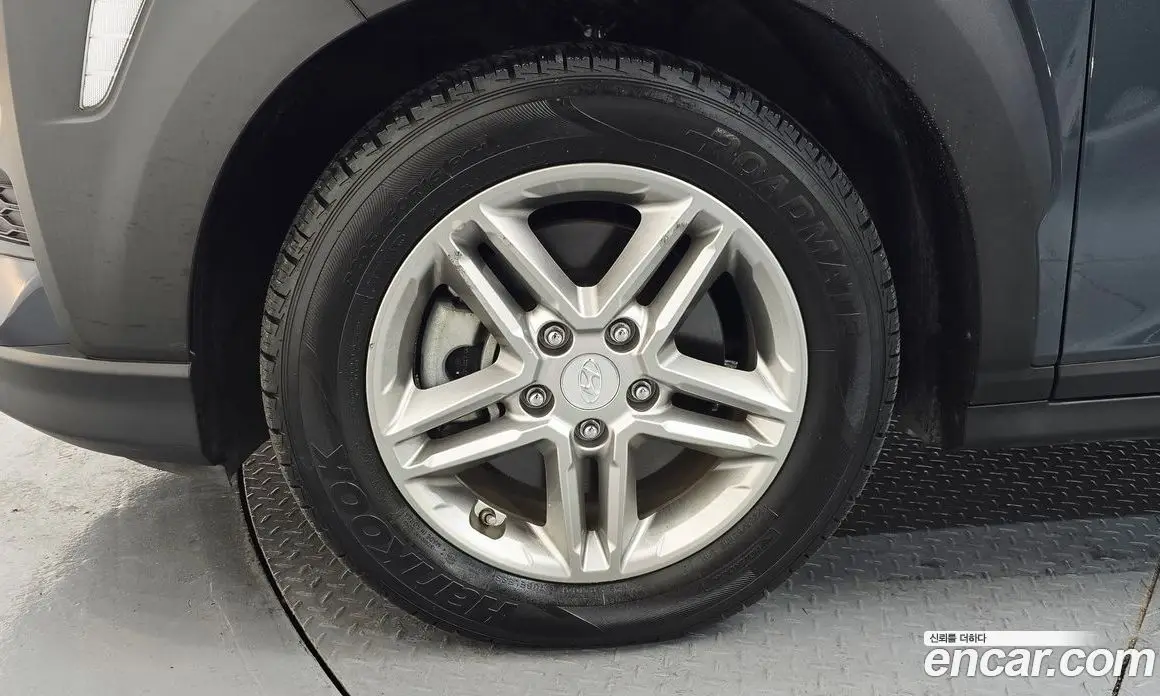 Hyundai Kona 2017 1.6 автомат (гидро), фото 5 Hyundai Kona 2017 1.6 автомат (гидро), фото 5