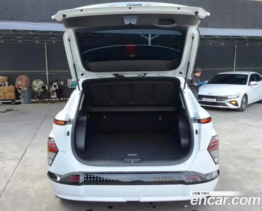 Hyundai Kona 2024 0.2 автомат (гидро), фото 10 Hyundai Kona 2024 0.2 автомат (гидро), фото 10