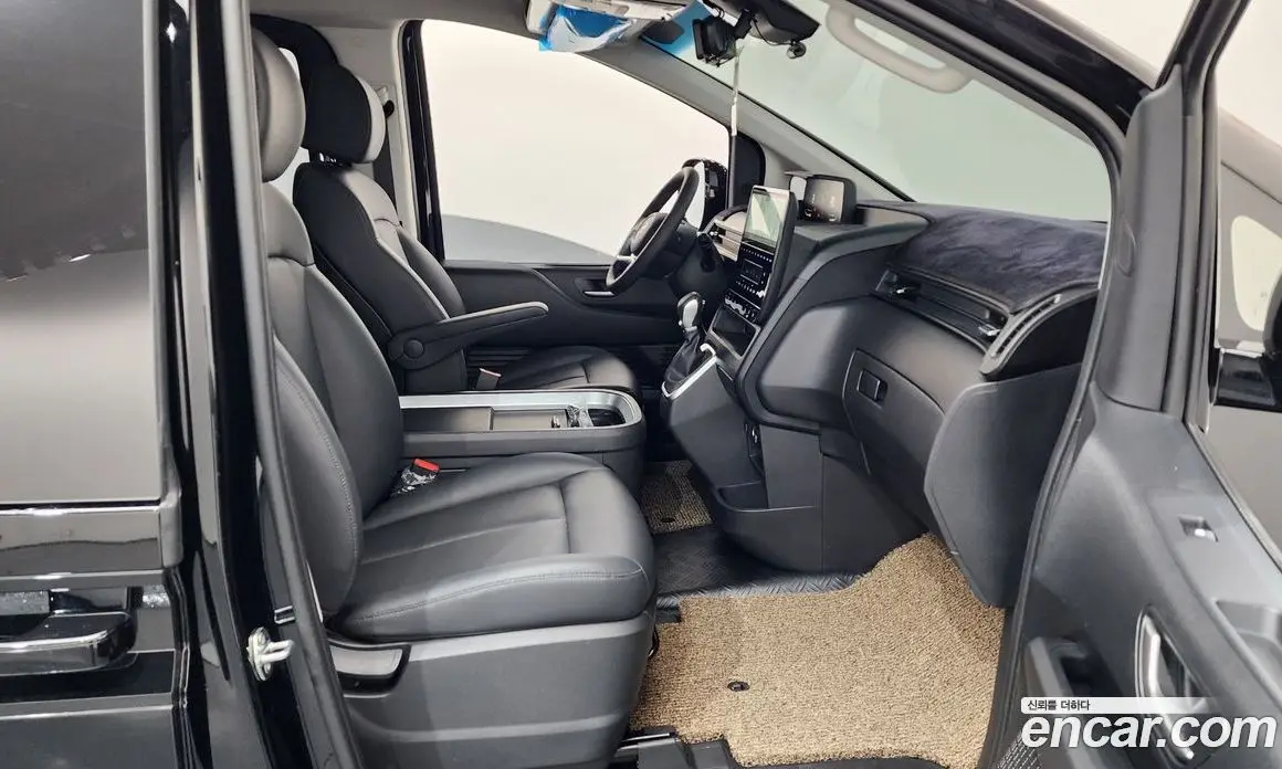 Hyundai Staria 2025 2.2 автомат (гидро), фото 15 Hyundai Staria 2025 2.2 автомат (гидро), фото 15