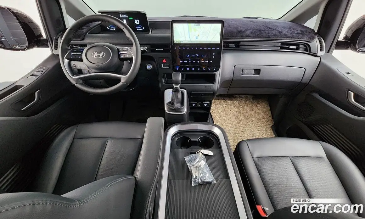 Hyundai Staria 2025 2.2 автомат (гидро), фото 9 Hyundai Staria 2025 2.2 автомат (гидро), фото 9