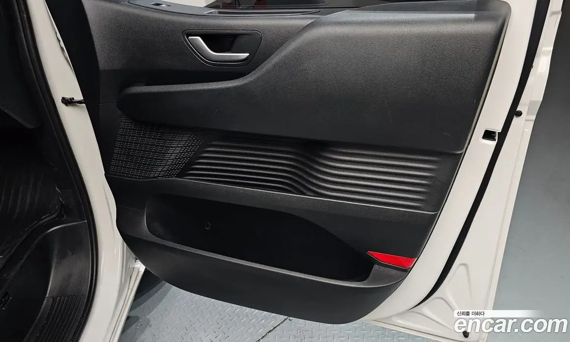 Hyundai Staria 2025 2.2 автомат (гидро), фото 14 Hyundai Staria 2025 2.2 автомат (гидро), фото 14