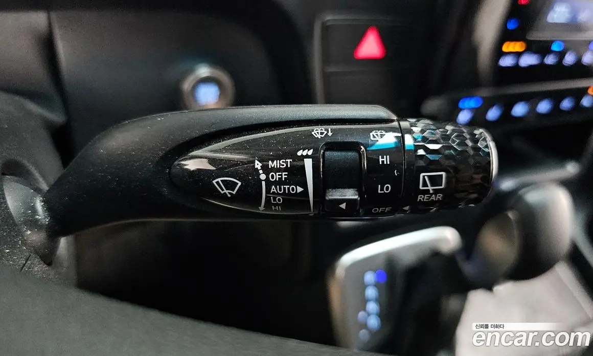 Hyundai Staria 2025 2.2 автомат (гидро), фото 24 Hyundai Staria 2025 2.2 автомат (гидро), фото 24