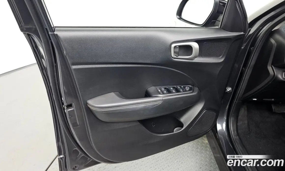 Hyundai Venue 2021 1.6 автомат (гидро), фото 14 Hyundai Venue 2021 1.6 автомат (гидро), фото 14