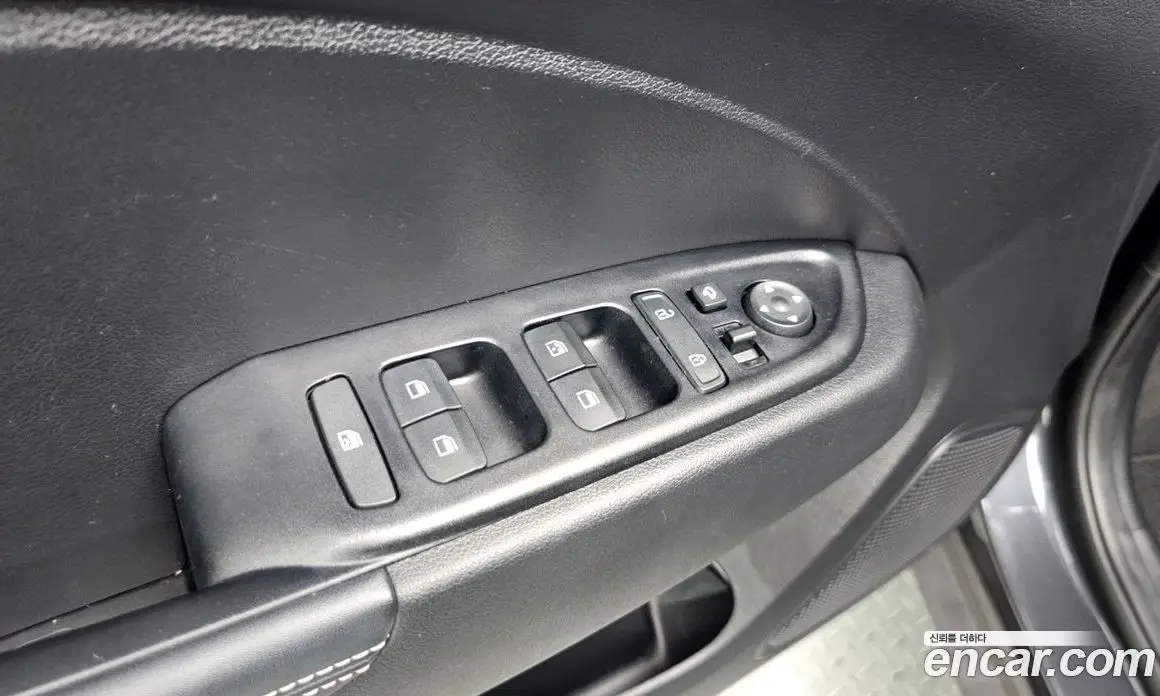 Hyundai Venue 2021 1.6 автомат (гидро), фото 27 Hyundai Venue 2021 1.6 автомат (гидро), фото 27