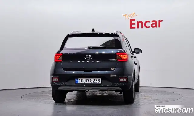 Hyundai Venue 2021 1.6 автомат (гидро), миниатюра 4 Hyundai Venue 2021 1.6 автомат (гидро), миниатюра 4