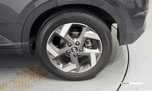 Hyundai Venue 2021 1.6 автомат (гидро), миниатюра 7 Hyundai Venue 2021 1.6 автомат (гидро), миниатюра 7