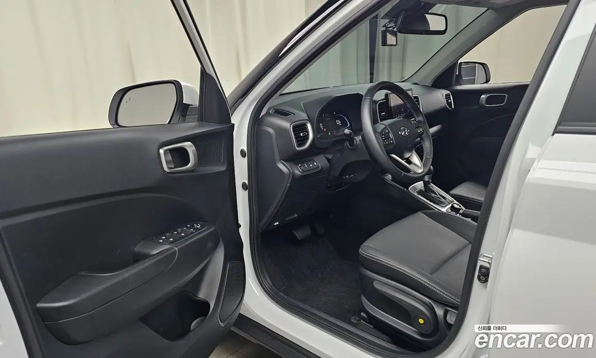 Hyundai Venue 2023 1.6 автомат (гидро), фото 13 Hyundai Venue 2023 1.6 автомат (гидро), фото 13