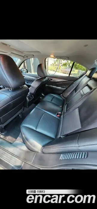 Infiniti Q50 2019 3.5 автомат (гидро), фото 6 Infiniti Q50 2019 3.5 автомат (гидро), фото 6