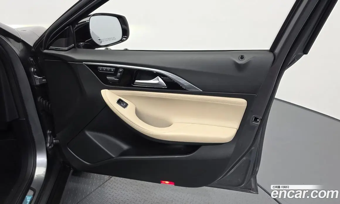 Infiniti QX30 2019 2.0 автомат (гидро), фото 14 Infiniti QX30 2019 2.0 автомат (гидро), фото 14