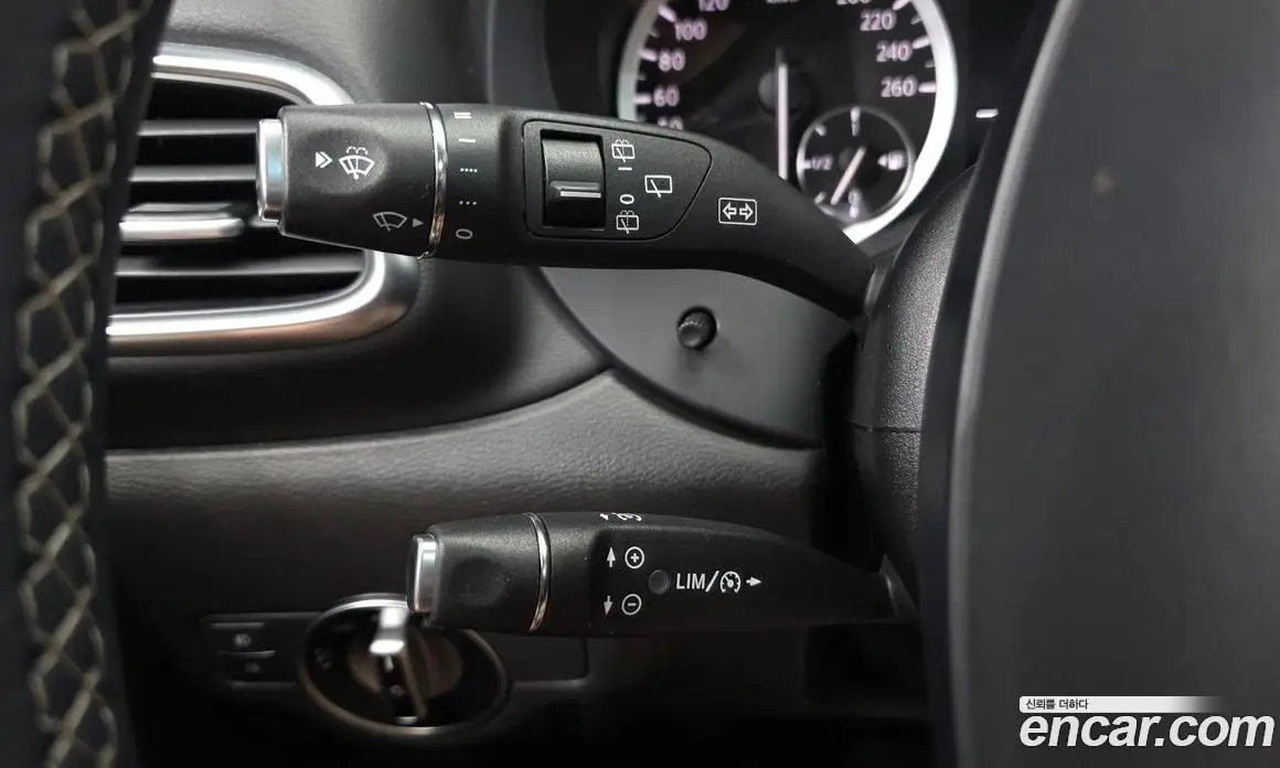 Infiniti QX30 2019 2.0 автомат (гидро), фото 29 Infiniti QX30 2019 2.0 автомат (гидро), фото 29