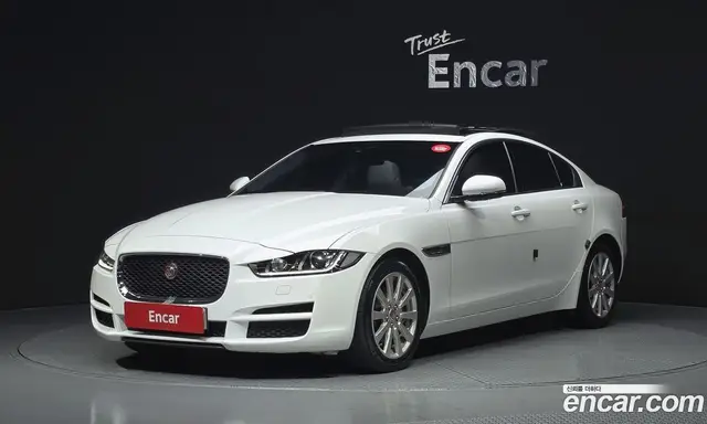 Jaguar XE, 2016, 54 457 км Jaguar XE, 2016, 54 457 км