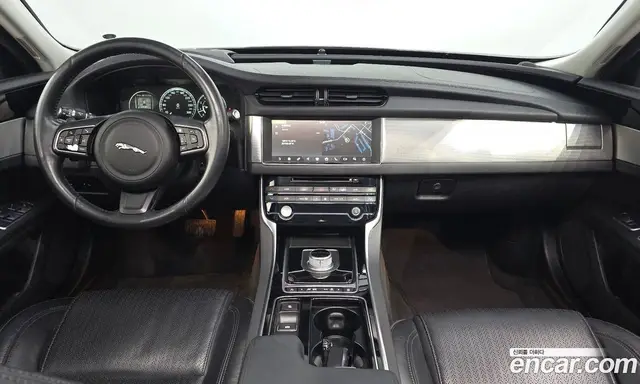 Jaguar XF 2016 2.0 автомат (гидро), миниатюра 7 Jaguar XF 2016 2.0 автомат (гидро), миниатюра 7