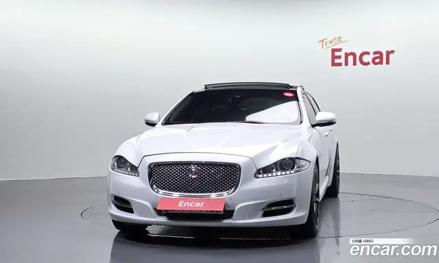 Jaguar XJ 2013 2.0 автомат (гидро), миниатюра 3 Jaguar XJ 2013 2.0 автомат (гидро), миниатюра 3