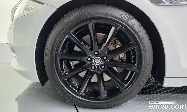 Jaguar XJ 2013 2.0 автомат (гидро), миниатюра 5 Jaguar XJ 2013 2.0 автомат (гидро), миниатюра 5