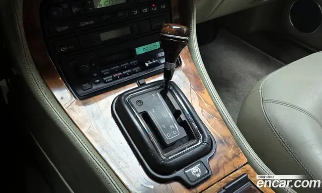 Jaguar XJ-6 1996 3.2 автомат (гидро), миниатюра 9 Jaguar XJ-6 1996 3.2 автомат (гидро), миниатюра 9