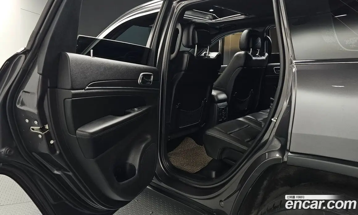 Jeep Cherokee 2018 3.6 автомат (гидро), фото 18 Jeep Cherokee 2018 3.6 автомат (гидро), фото 18
