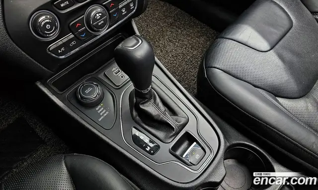 Jeep Cherokee 2019 2.4 автомат (гидро), миниатюра 9