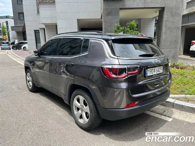 Jeep Compass 2021 2.4 автомат (гидро), миниатюра 4 Jeep Compass 2021 2.4 автомат (гидро), миниатюра 4