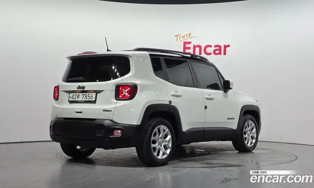 Jeep Renegade 2018 2.4 автомат (гидро), миниатюра 2 Jeep Renegade 2018 2.4 автомат (гидро), миниатюра 2