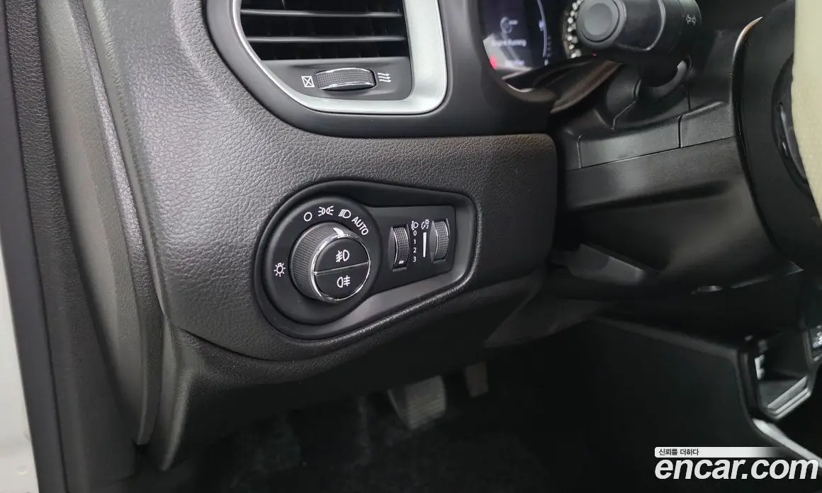 Jeep Renegade 2018 2.4 автомат (гидро), фото 25 Jeep Renegade 2018 2.4 автомат (гидро), фото 25