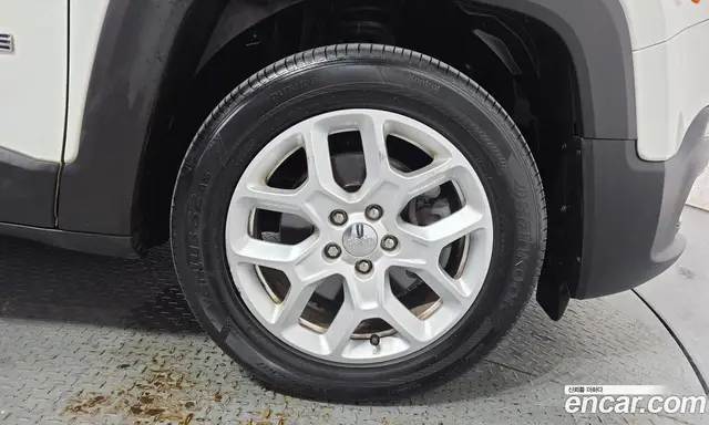 Jeep Renegade 2018 2.4 автомат (гидро), миниатюра 7 Jeep Renegade 2018 2.4 автомат (гидро), миниатюра 7