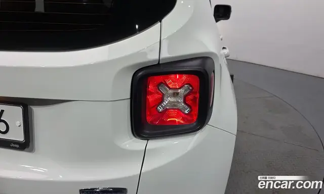 Jeep Renegade 2018 2.4 автомат (гидро), миниатюра 9 Jeep Renegade 2018 2.4 автомат (гидро), миниатюра 9