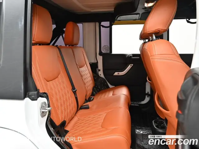 Jeep Wrangler 2017 3.6 автомат (гидро), миниатюра 12