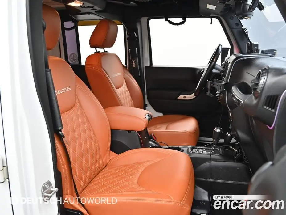 Jeep Wrangler 2017 3.6 автомат (гидро), фото 10 Jeep Wrangler 2017 3.6 автомат (гидро), фото 10