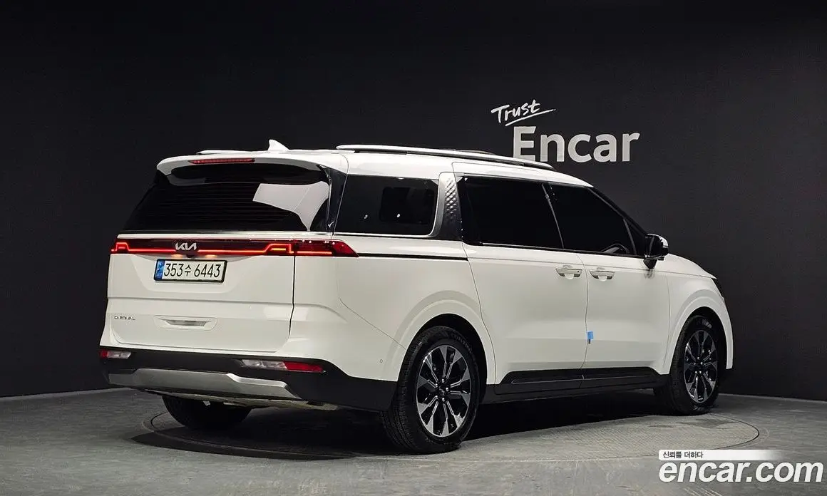 Kia Carnival 2021 2.2 автомат (гидро), фото 2 Kia Carnival 2021 2.2 автомат (гидро), фото 2