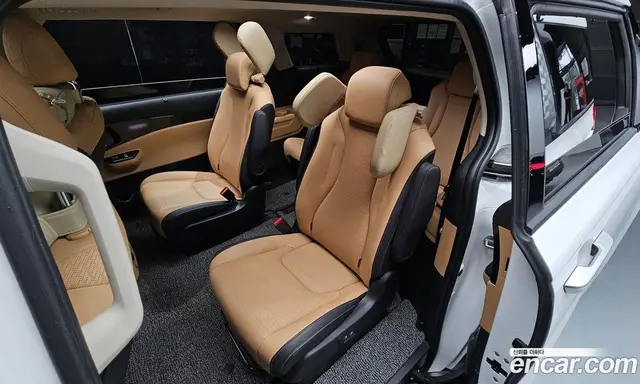 Kia Carnival 2021 2.2 автомат (гидро), миниатюра 11 Kia Carnival 2021 2.2 автомат (гидро), миниатюра 11