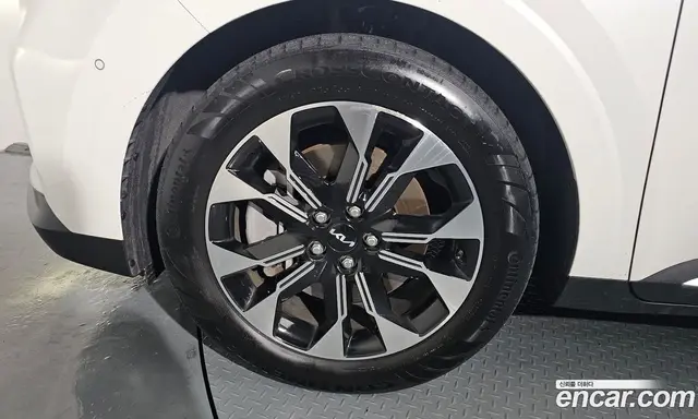 Kia Carnival 2023 3.5 автомат (гидро), миниатюра 5