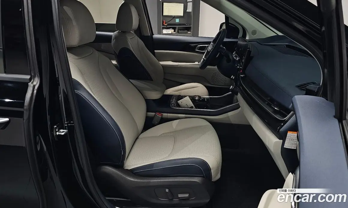 Kia Carnival 2025 1.6 автомат (гидро), фото 15 Kia Carnival 2025 1.6 автомат (гидро), фото 15