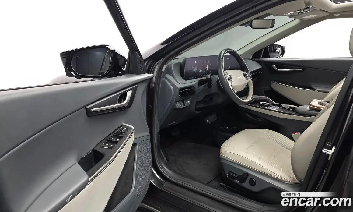 Kia EV6 2023 0.1 автомат (гидро), фото 13 Kia EV6 2023 0.1 автомат (гидро), фото 13