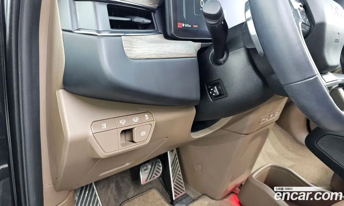 Kia EV9 2023 0.2 автомат (гидро), фото 26 Kia EV9 2023 0.2 автомат (гидро), фото 26