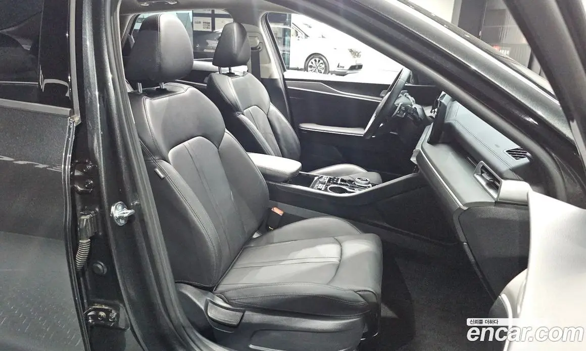 Kia K5 (Optima) 2023 2.0 автомат (гидро), фото 18 Kia K5 (Optima) 2023 2.0 автомат (гидро), фото 18