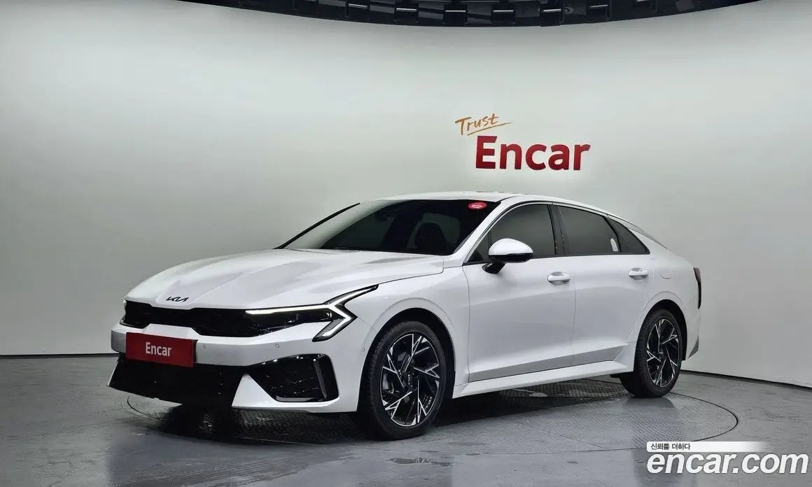 Kia K5 (Optima) 2025 2.0 автомат (гидро), фото 1 Kia K5 (Optima) 2025 2.0 автомат (гидро), фото 1