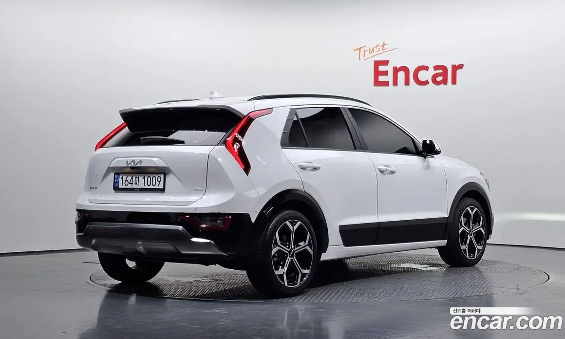 Kia Niro 2023 1.6 автомат (гидро), фото 1 Kia Niro 2023 1.6 автомат (гидро), фото 1