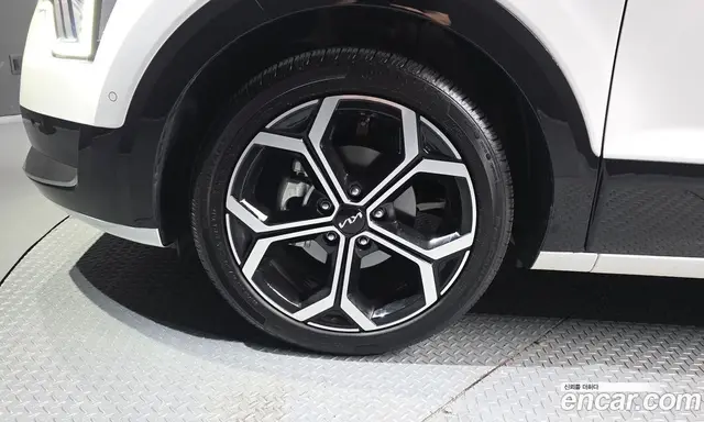 Kia Niro 2024 1.6 автомат (гидро), миниатюра 5 Kia Niro 2024 1.6 автомат (гидро), миниатюра 5