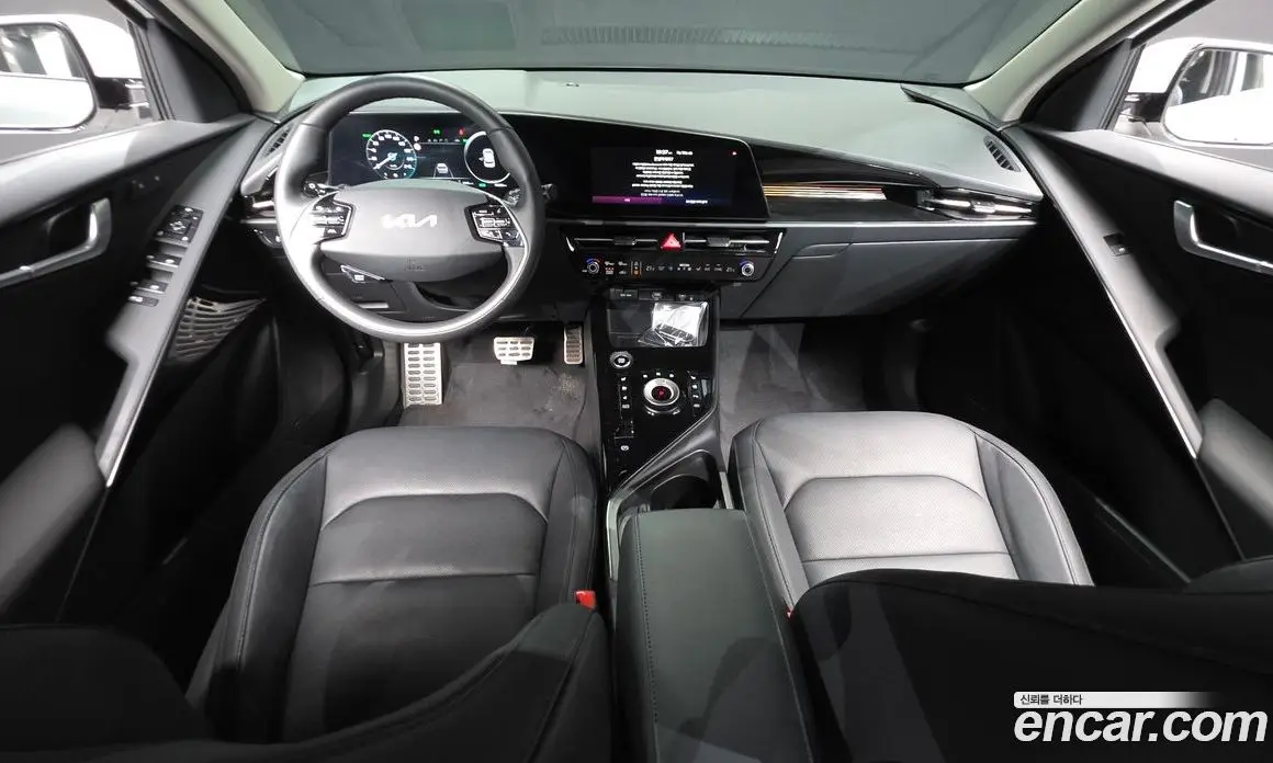 Kia Niro 2024 1.6 автомат (гидро), фото 10 Kia Niro 2024 1.6 автомат (гидро), фото 10