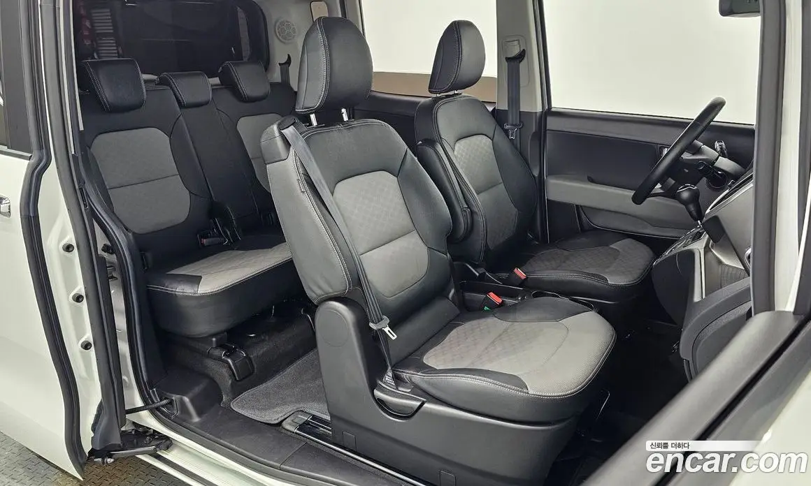 Kia Ray 2022 1.0 автомат (гидро), фото 11
