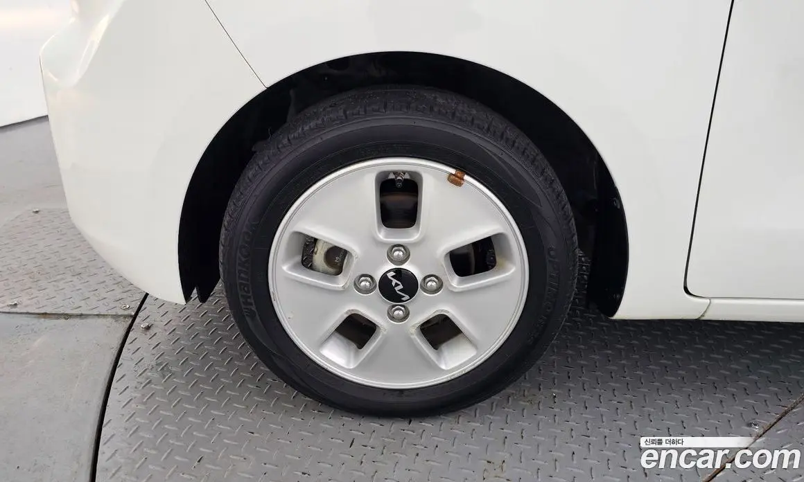 Kia Ray 2022 1.0 автомат (гидро), фото 5