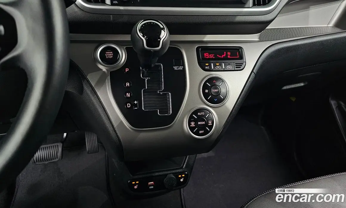 Kia Ray 2022 1.0 автомат (гидро), фото 9