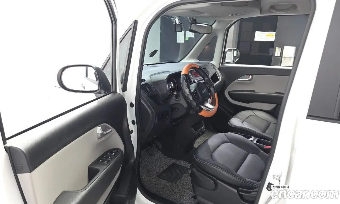 Kia Ray 2023 1.0 автомат (гидро), фото 13