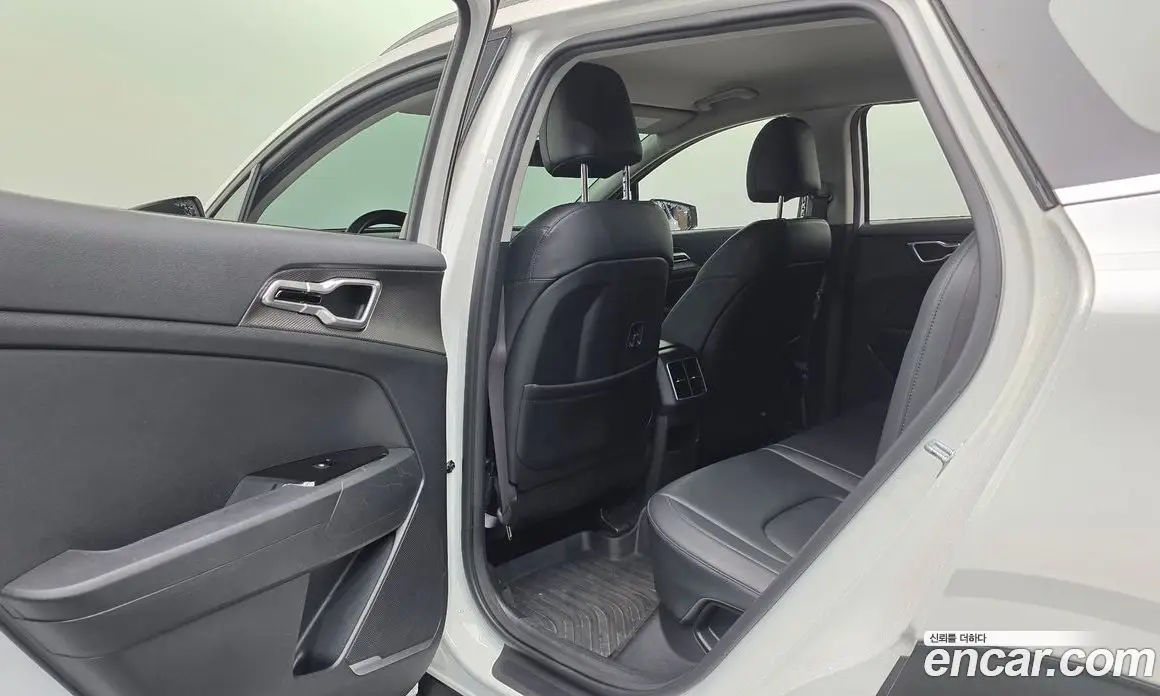 Kia Sportage 2022 2.0 автомат (гидро), фото 24 Kia Sportage 2022 2.0 автомат (гидро), фото 24