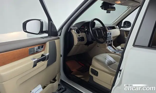 Land Rover Discovery 2016 3.0 автомат (гидро), миниатюра 10 Land Rover Discovery 2016 3.0 автомат (гидро), миниатюра 10