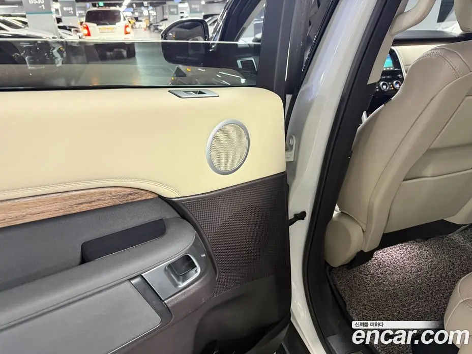 Land Rover Discovery 2017 2.0 автомат (гидро), фото 18 Land Rover Discovery 2017 2.0 автомат (гидро), фото 18