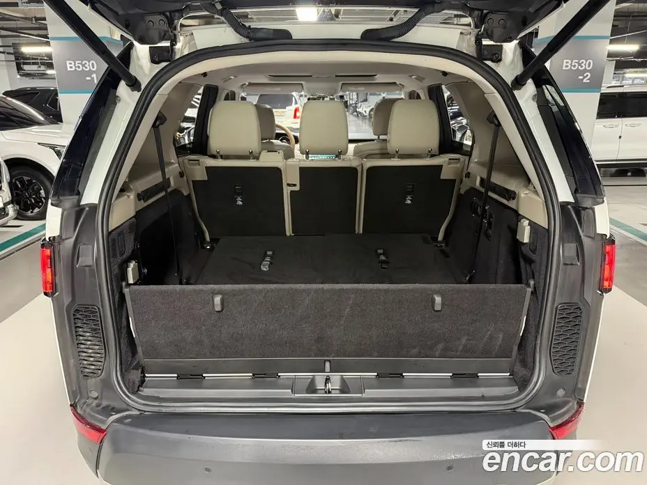 Land Rover Discovery 2017 2.0 автомат (гидро), фото 19 Land Rover Discovery 2017 2.0 автомат (гидро), фото 19