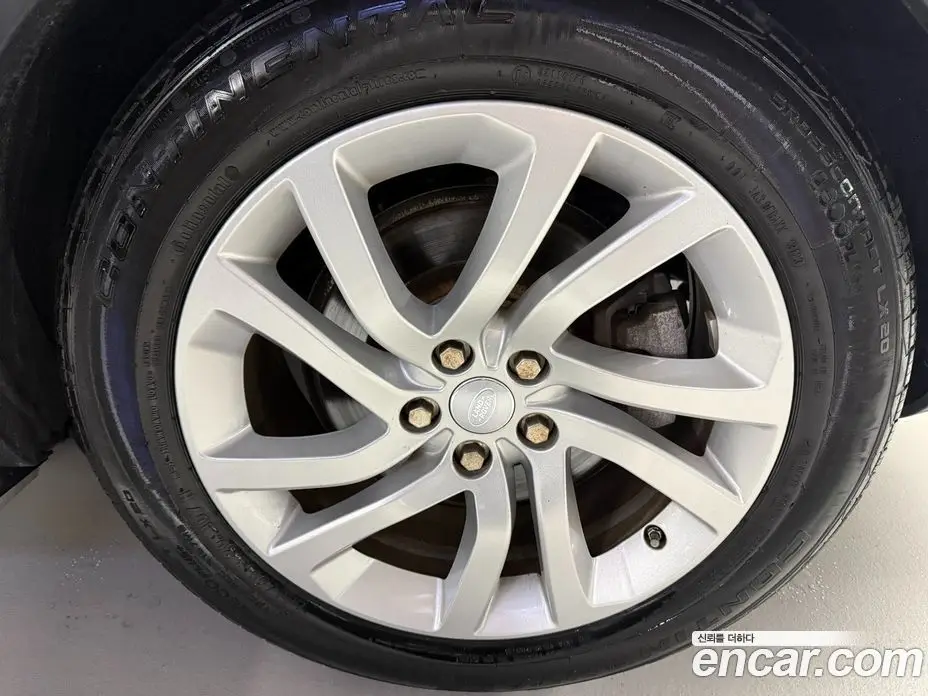 Land Rover Discovery 2017 2.0 автомат (гидро), фото 20 Land Rover Discovery 2017 2.0 автомат (гидро), фото 20