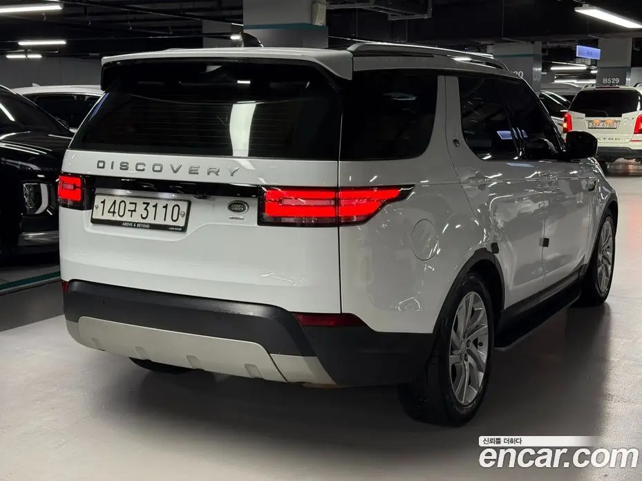 Land Rover Discovery 2017 2.0 автомат (гидро), фото 5 Land Rover Discovery 2017 2.0 автомат (гидро), фото 5