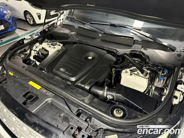 Land Rover Discovery 2017 2.0 автомат (гидро), миниатюра 6 Land Rover Discovery 2017 2.0 автомат (гидро), миниатюра 6